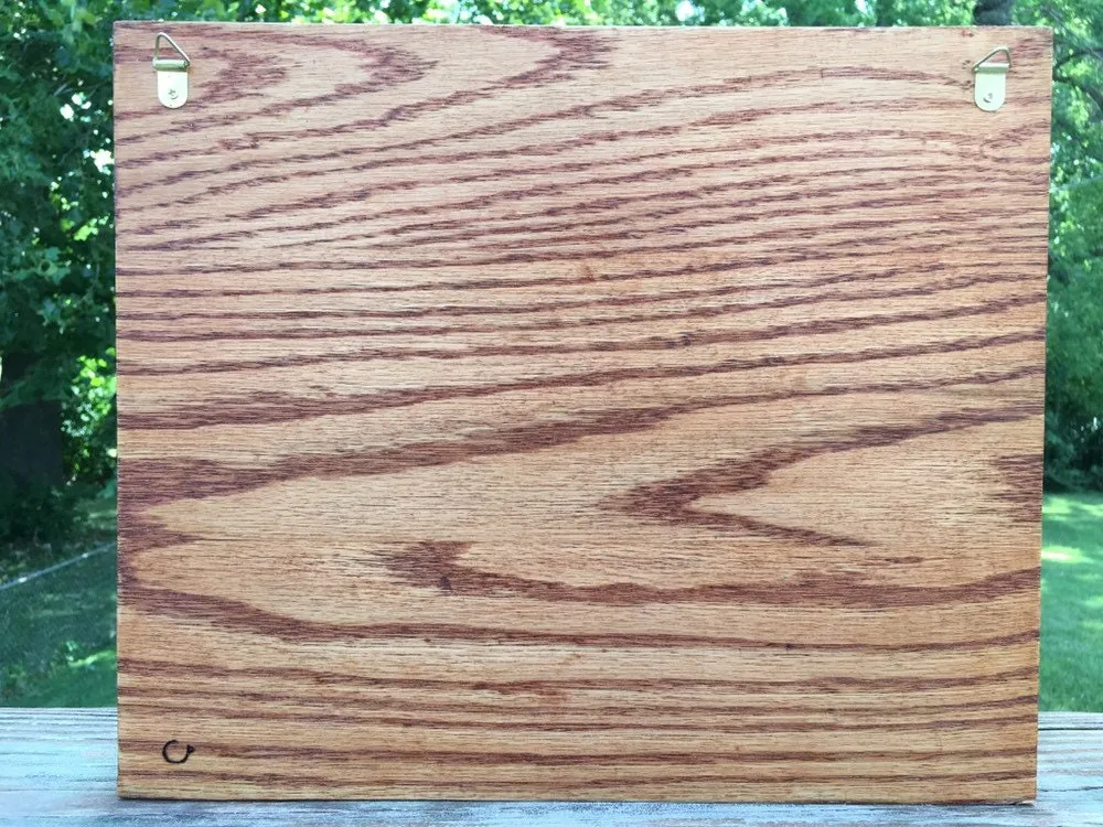 I can handle it - wood burned plaque made of oak wood and covered with Matte protection - stained with a light orange color
