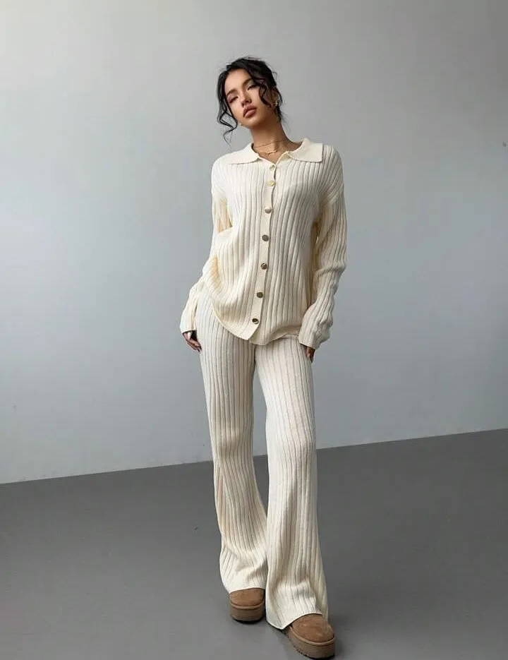 Women's Autumn/Winter Ribbed Cardigan Jacket with Metal Buttons and High Waist Knitted Pants with Turn-down Collar, Two-Piece    S475569